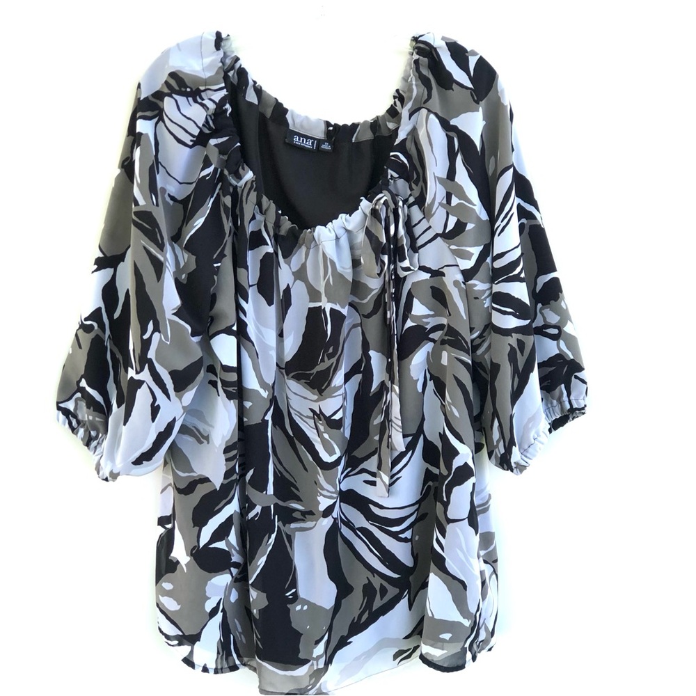 A.N.A. Woman’s Floral Blouse Sz 3X Tie Neck Left Side Black/white/Grey